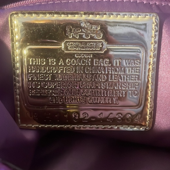 Authentic coach purse - Picture 2 of 5